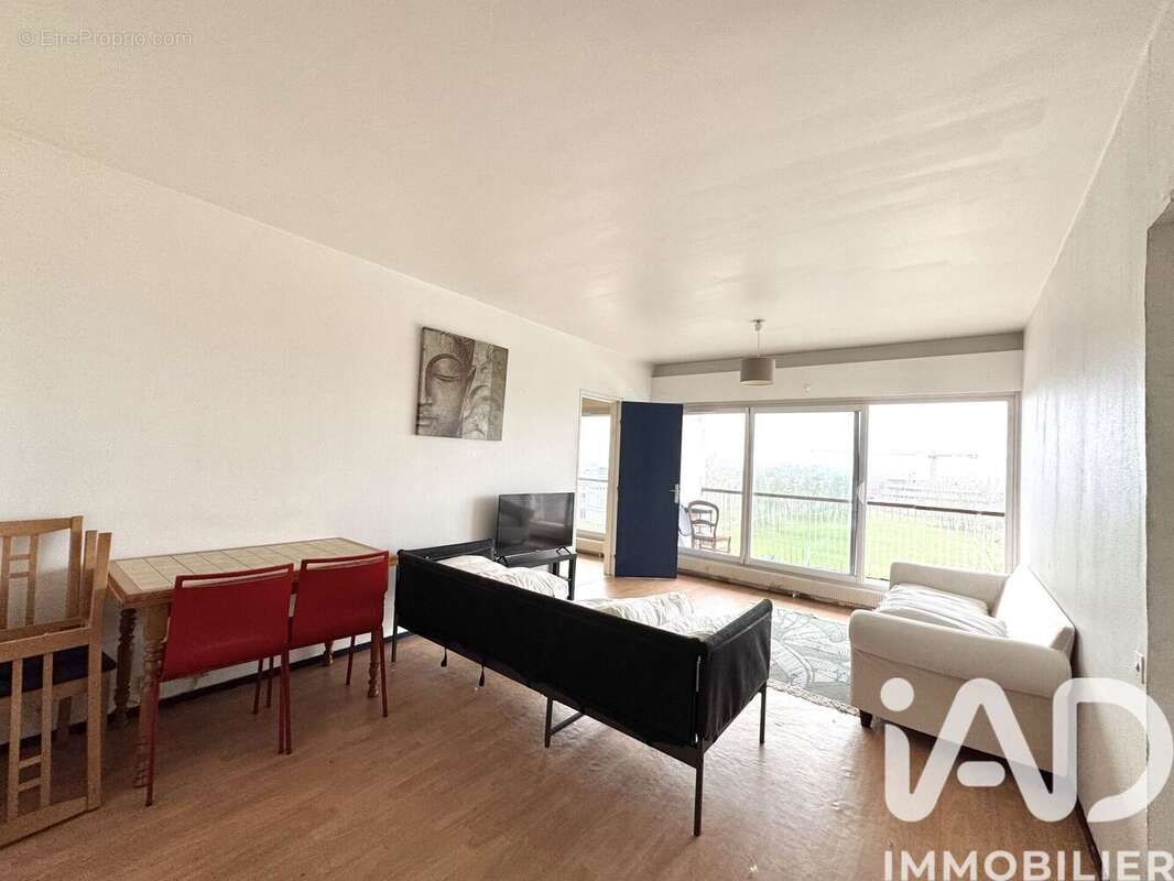 Photo 2 - Appartement à CERGY