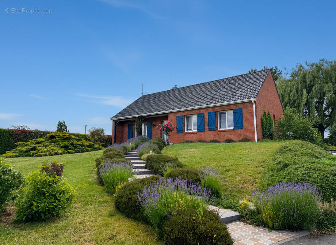 Maison à OOST-CAPPEL