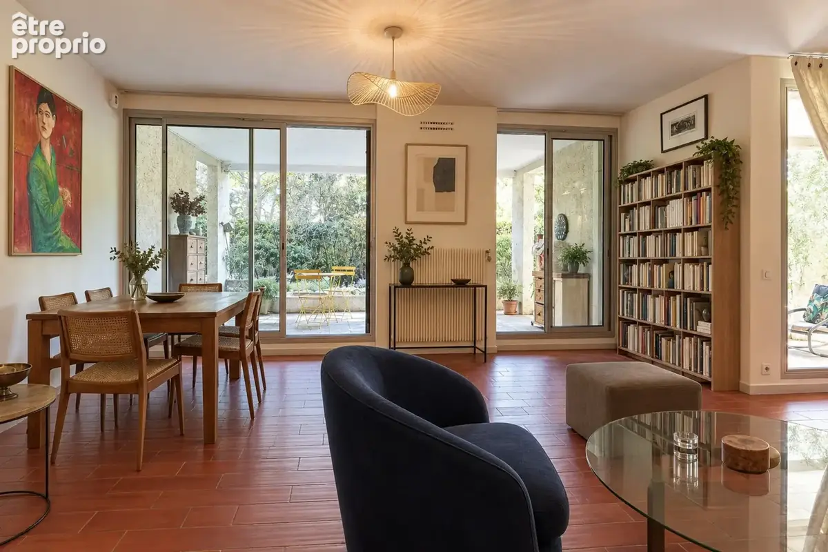 Les hameaux de la torse – 96 m² en rez-de-jardin avec terrasses - piscine - tout à pied - photo 3