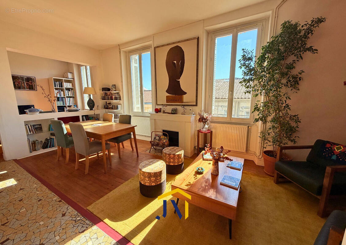 Appartement à BORDEAUX