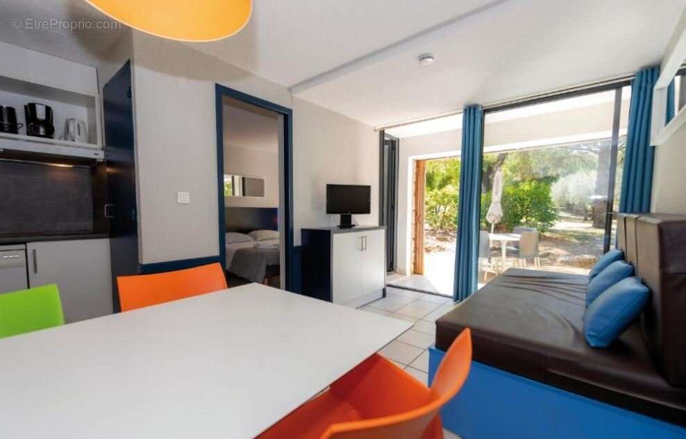 Appartement à BERRIAS-ET-CASTELJAU