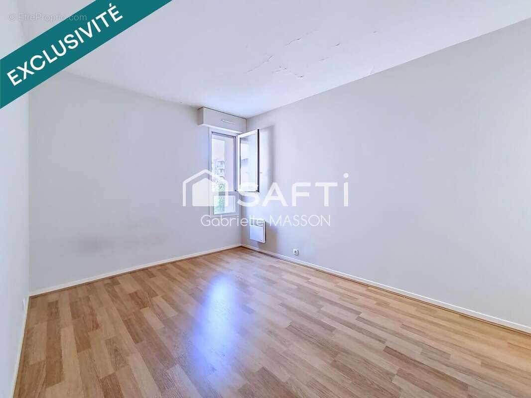 Photo 7 - Appartement à LE KREMLIN-BICETRE