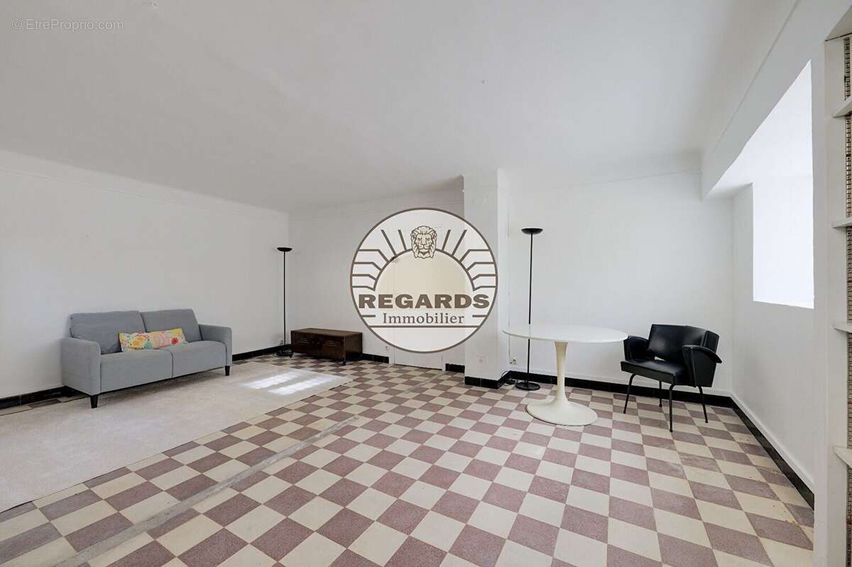 Commerce 32 m² à Sceaux  - photo 2