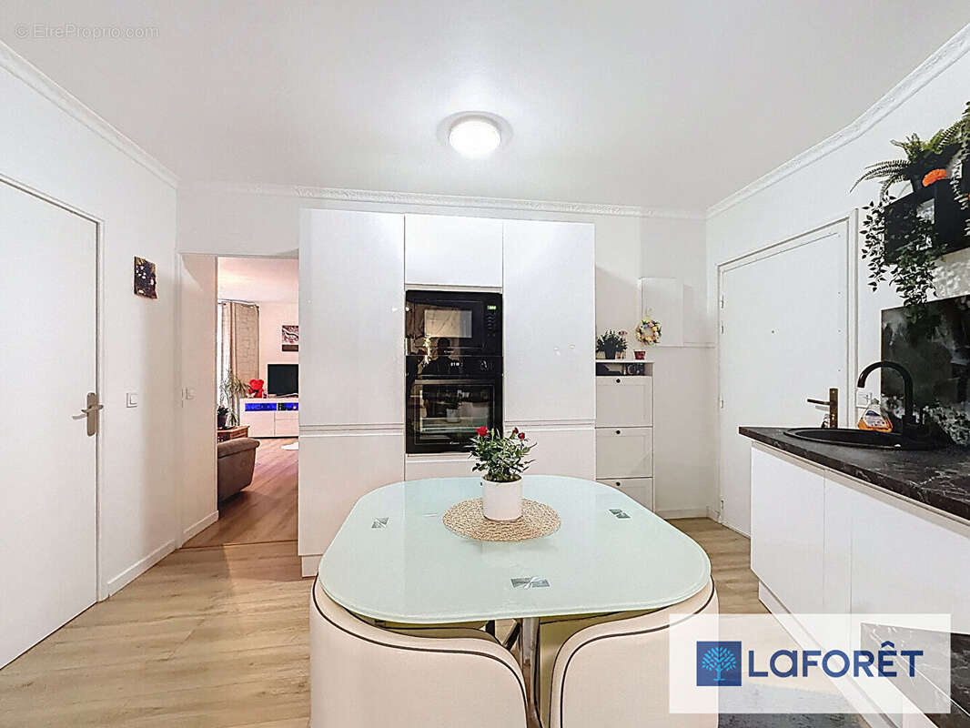 Appartement à LE PLESSIS-TREVISE