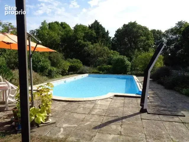 Belle maison de 3 chambres avec piscine creusée, 2 maisons d'amis et possibilité d'en créer une troisième. - photo 2