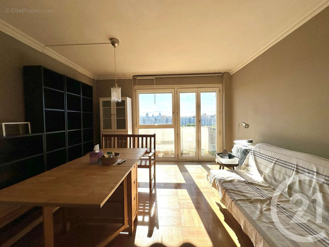 Appartement à VILLEURBANNE