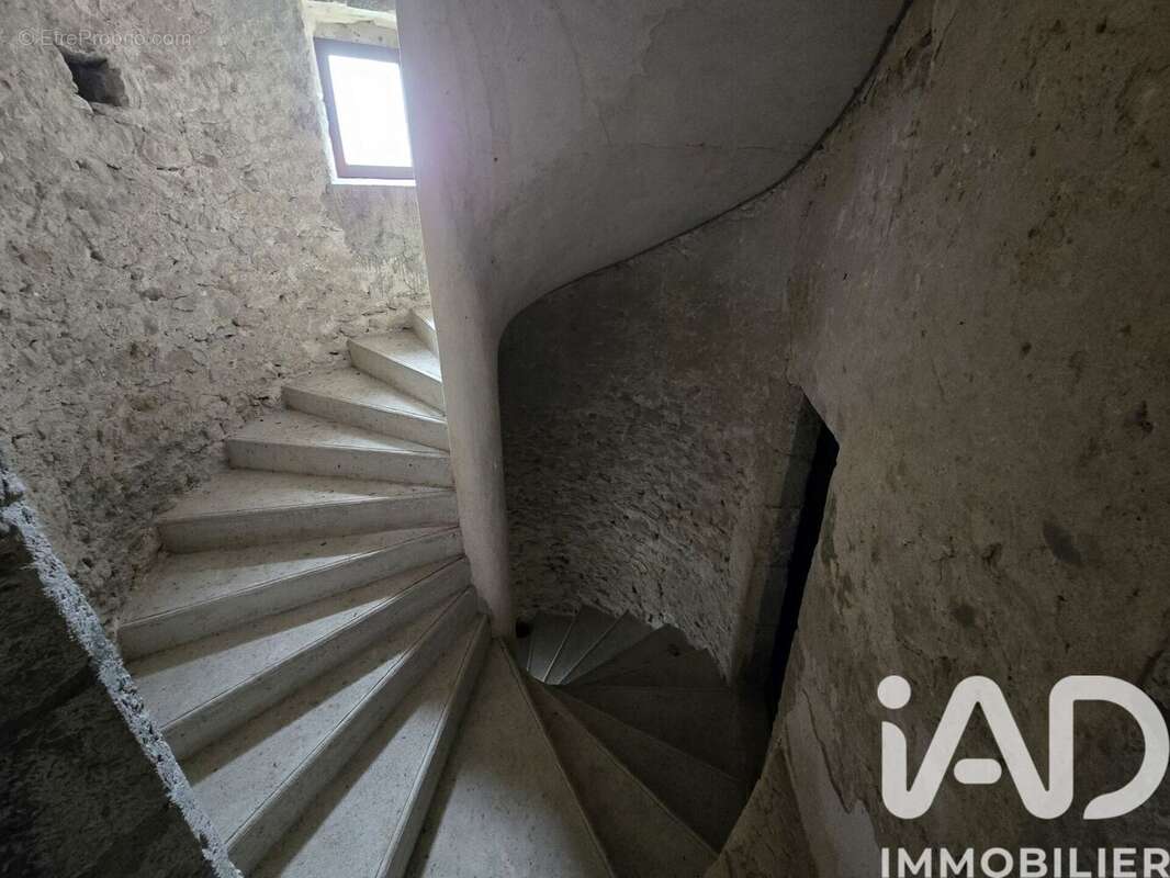 Maison 100 m² à Montbouy  - photo 5