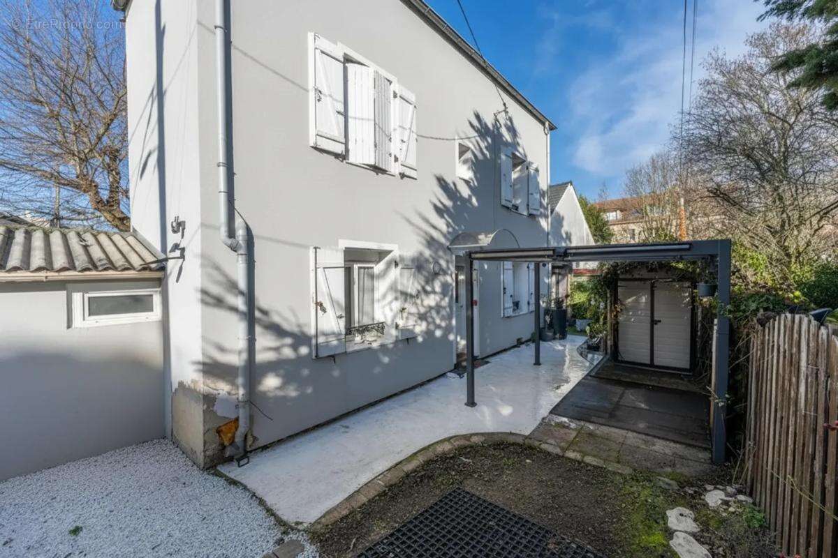 Maison à SAINT-LEU-LA-FORET