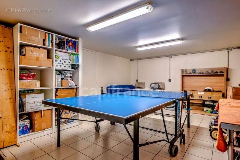 Maison à vendre P8 FONTENAY SOUS BOIS (94) au cœur des Rigollots, en limite de VINCENNES, 215 m² avec jardin arboré, terrasse et - photo 27