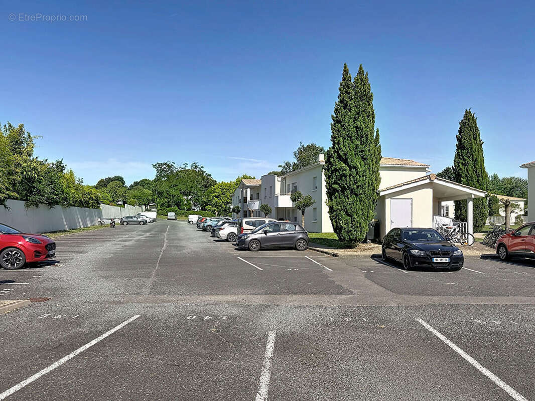 Appartement à FARGUES-SAINT-HILAIRE
