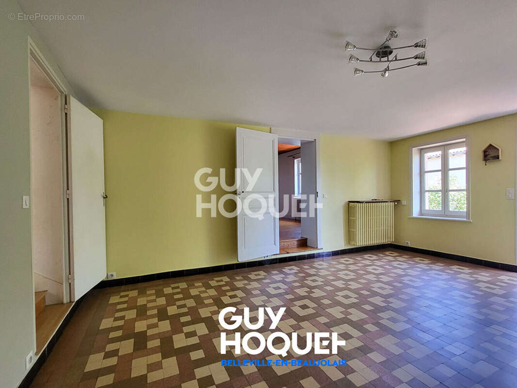 Maison à REGNIE-DURETTE