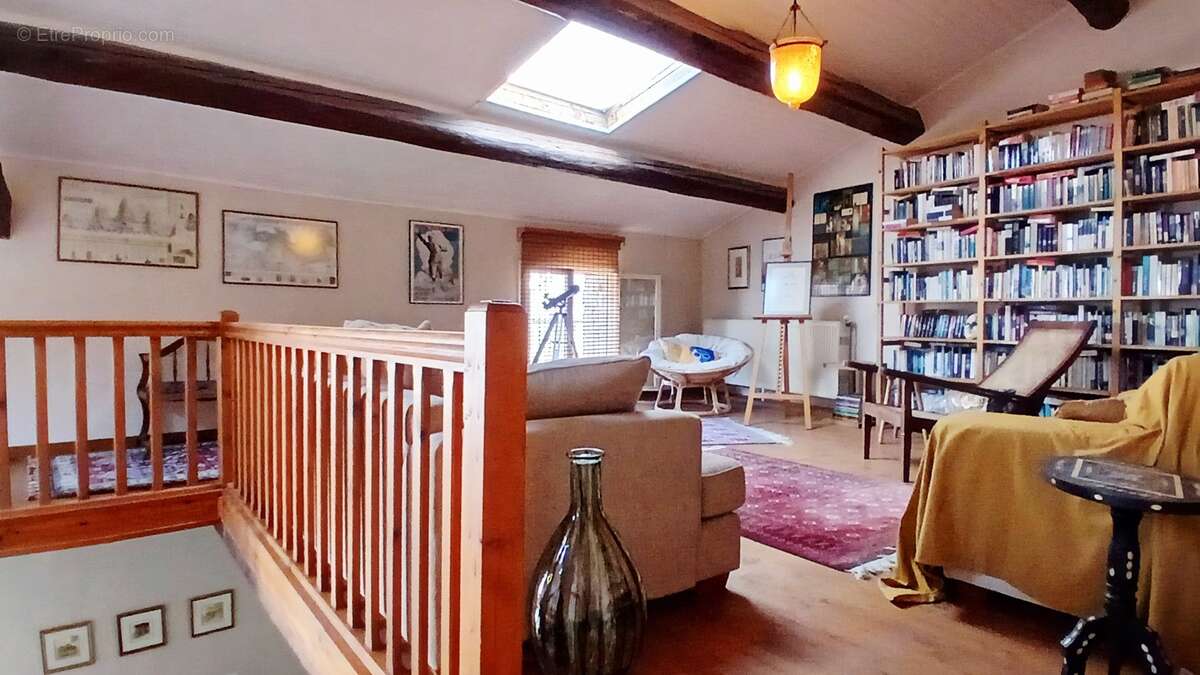 Maison à VILLEMAGNE-L&#039;ARGENTIERE