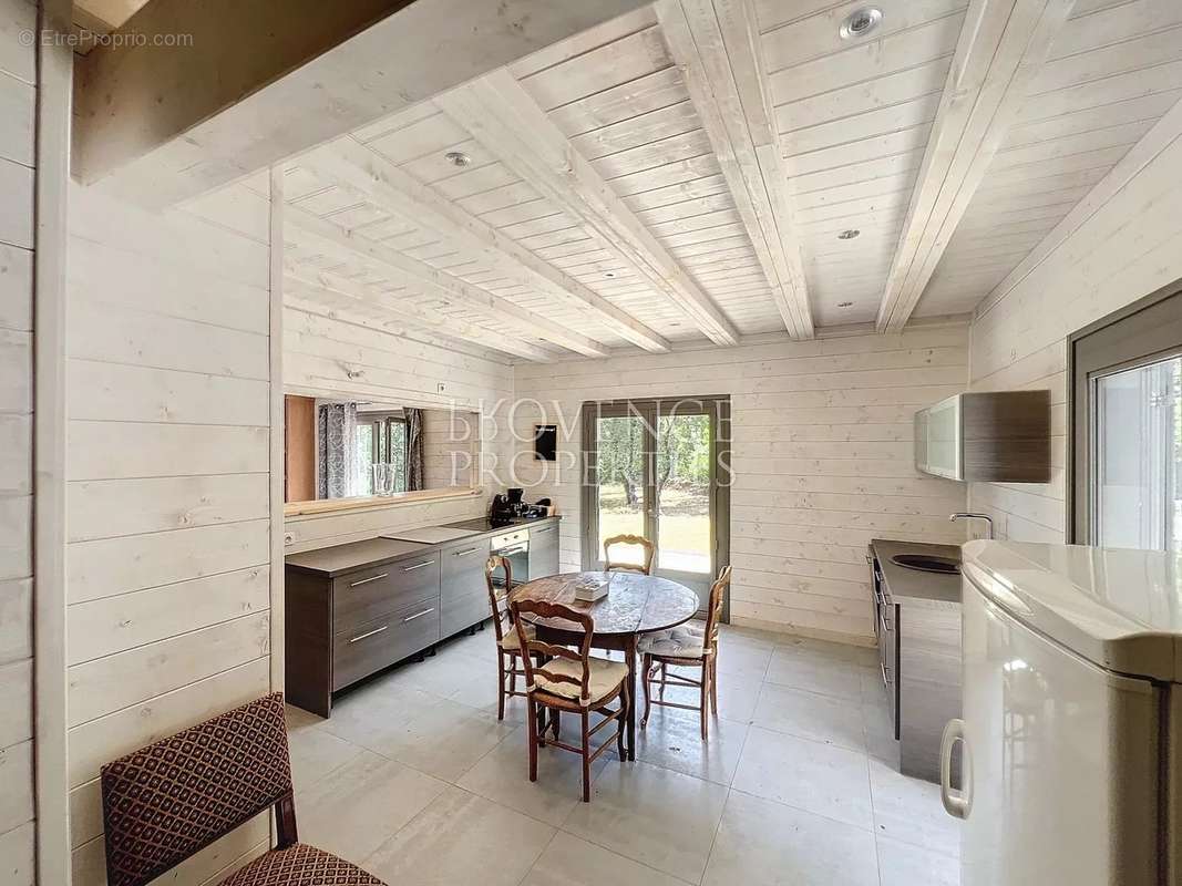 Maison à CHATEAUVERT