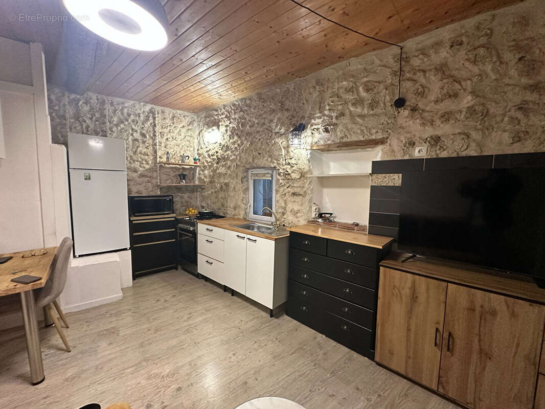 Appartement à AURIOL