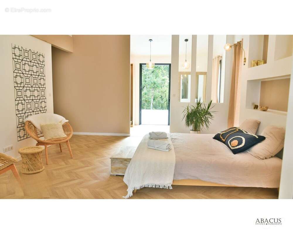 Maison 230 m² à Arcangues  - photo 7
