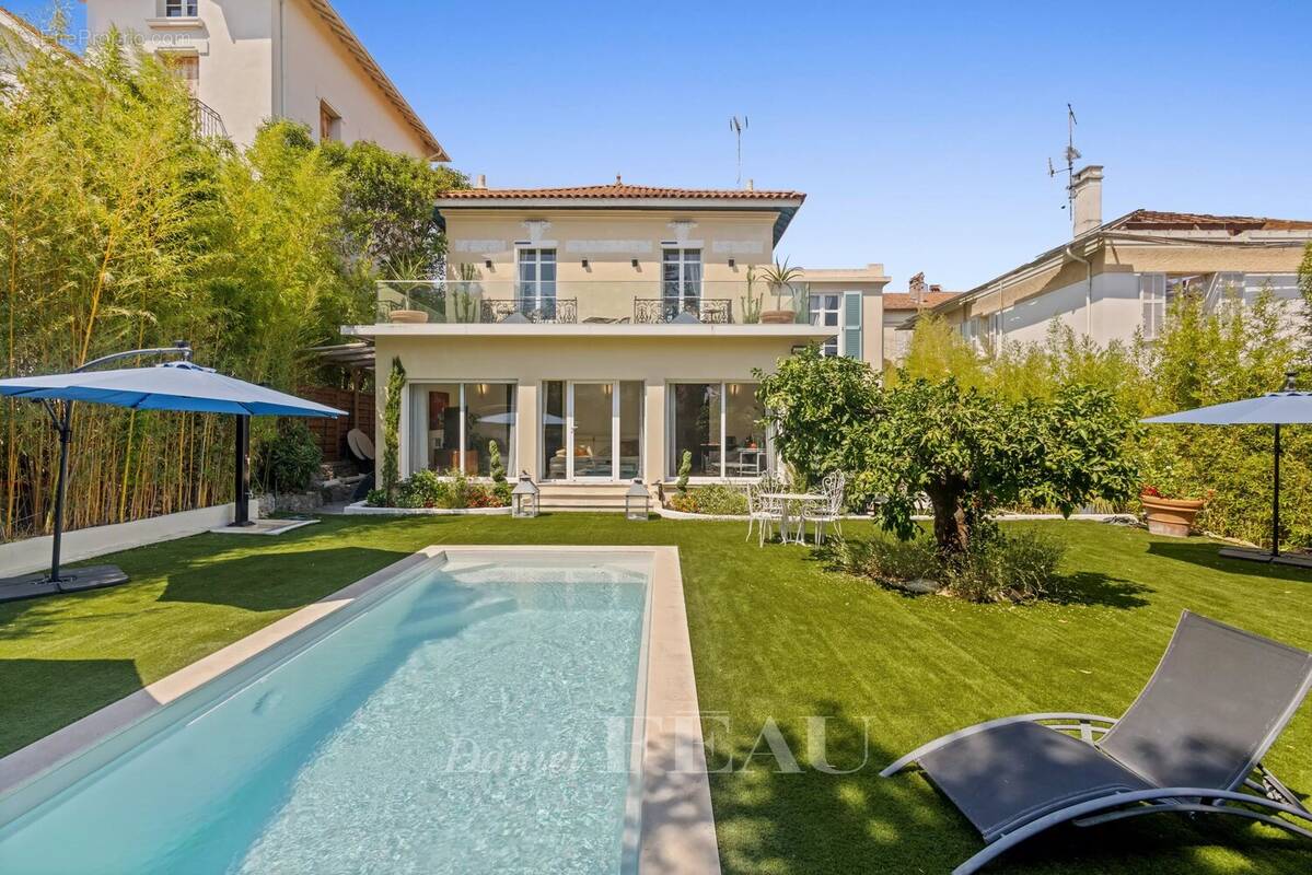 Maison à LE CANNET