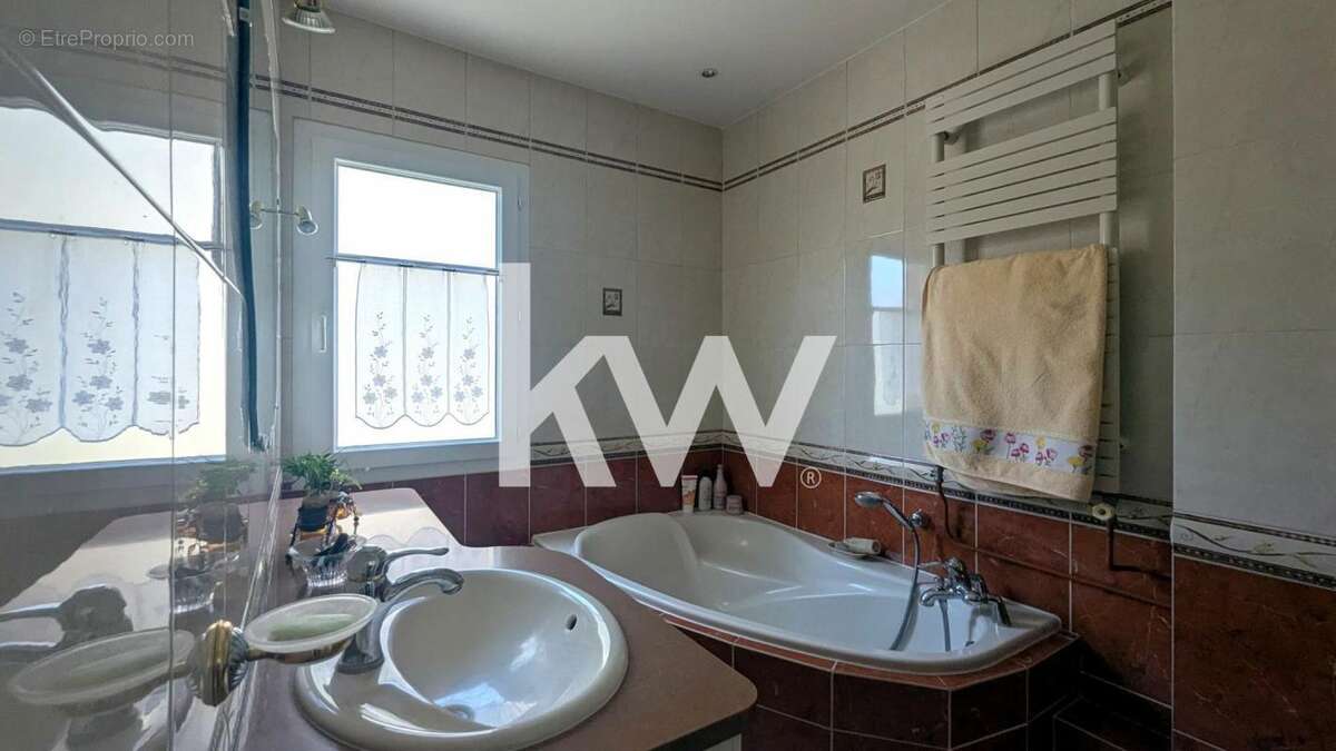 Maison à SAINT-GRATIEN