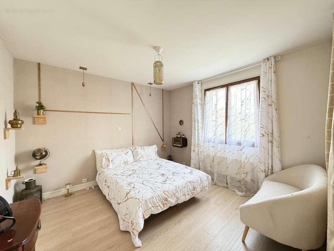 Photo 6 - Maison à MENNECY