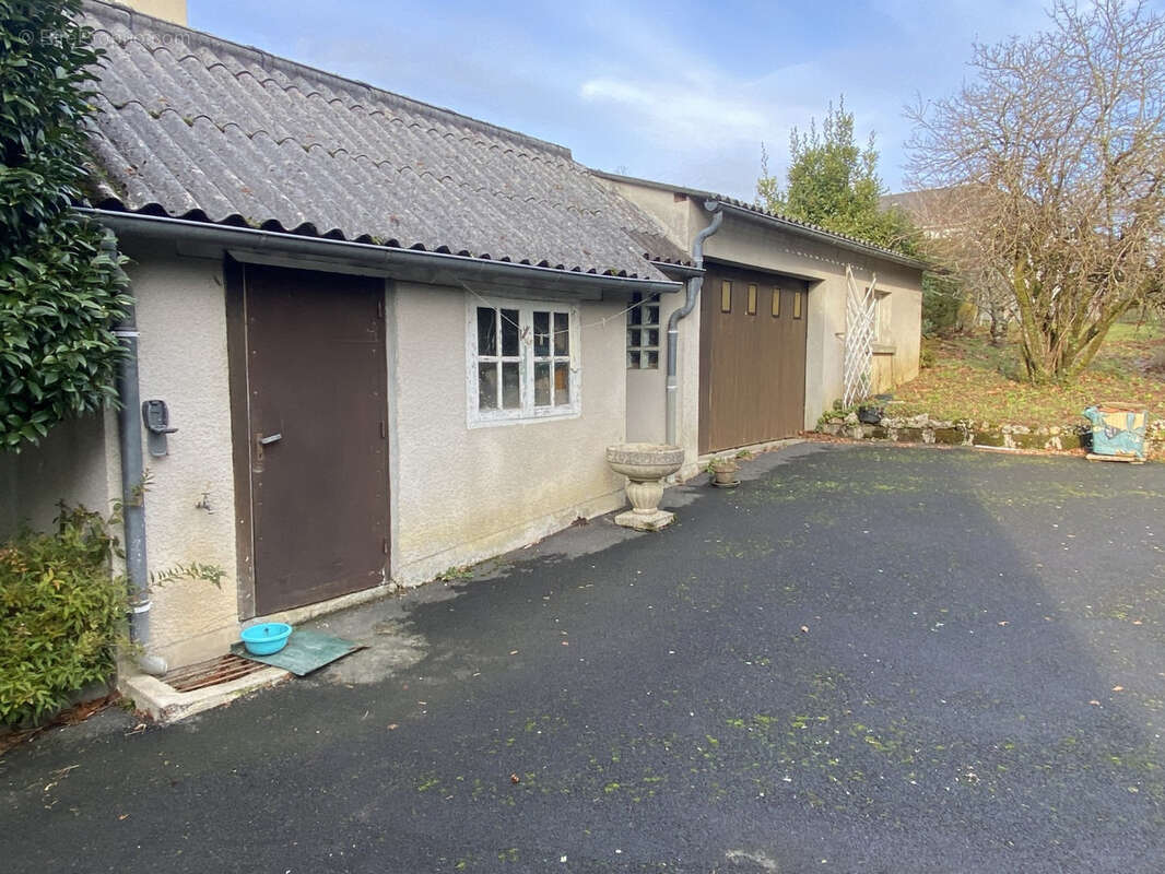 Maison à ARNAC-POMPADOUR