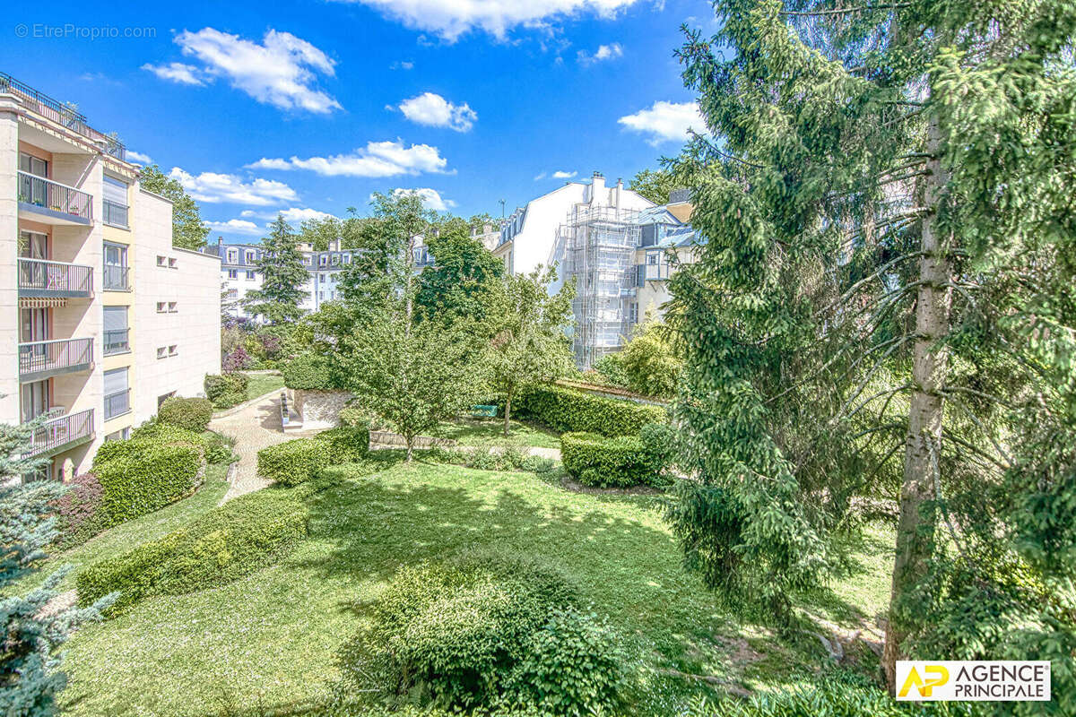 Appartement à VERSAILLES