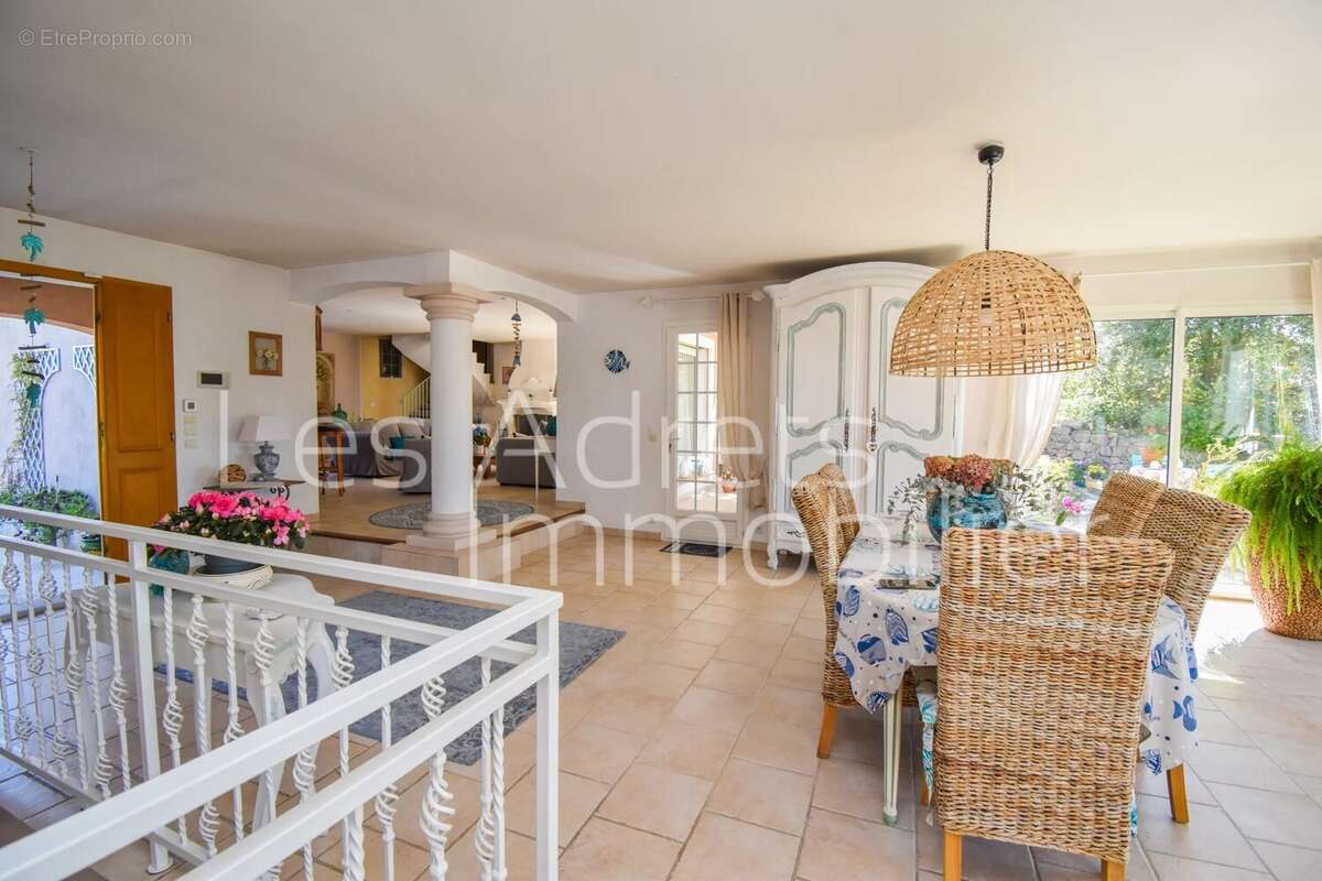 Maison à LES ADRETS-DE-L'ESTEREL