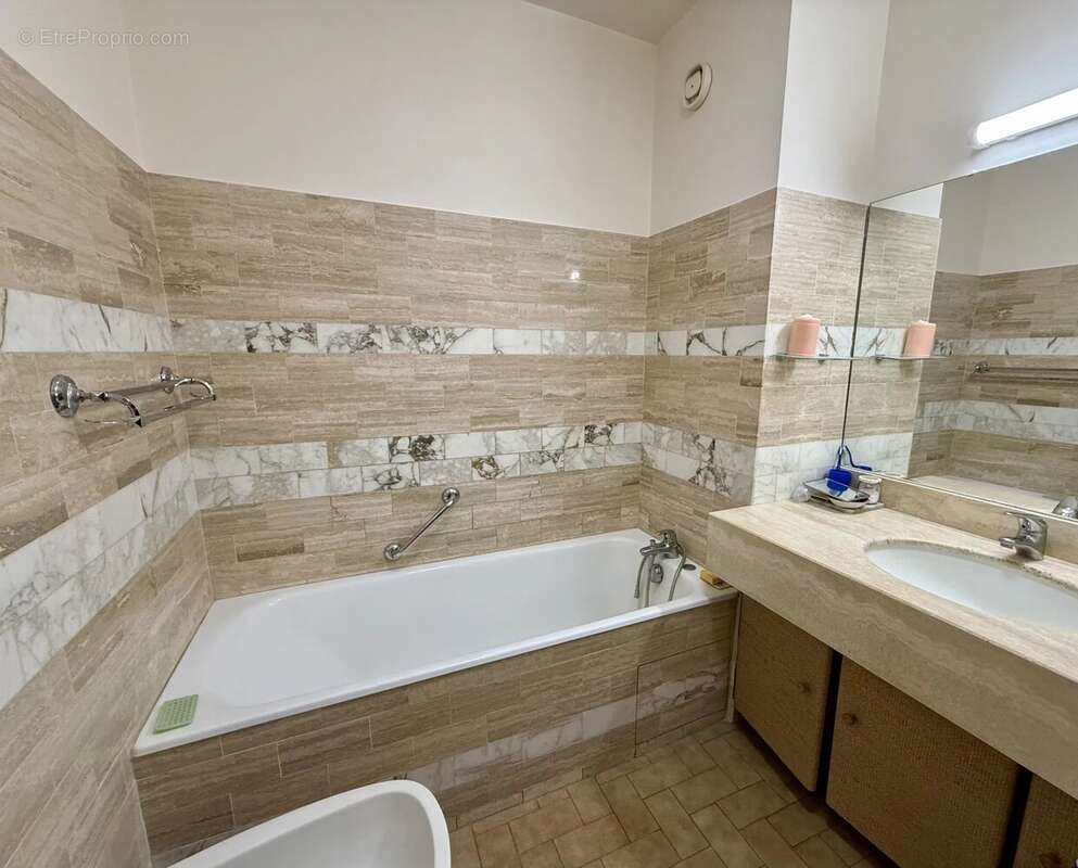 Appartement à NIMES