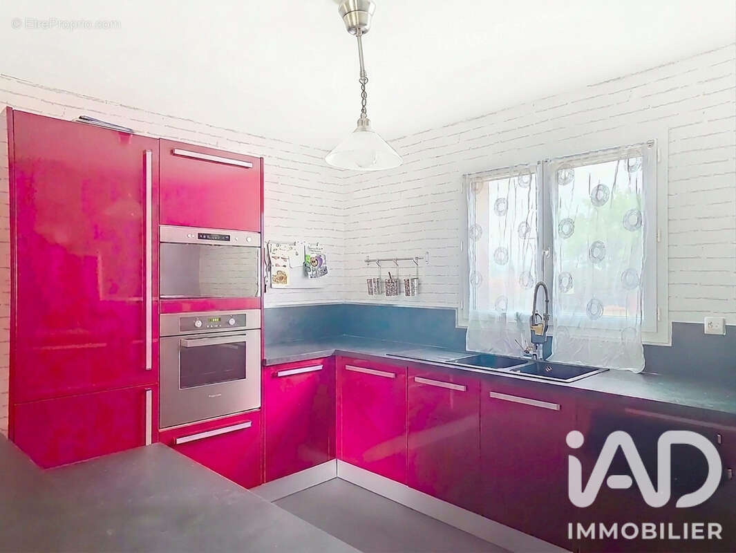 Maison 112 m² à Calmont  - photo 7