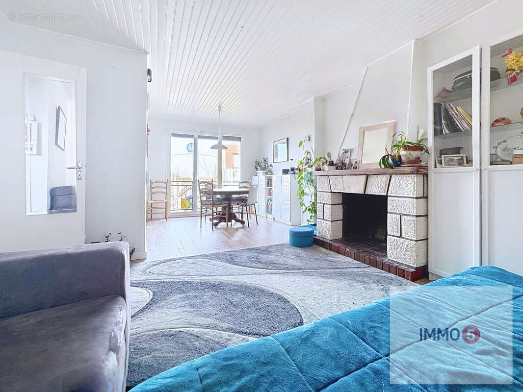 Appartement à BRY-SUR-MARNE