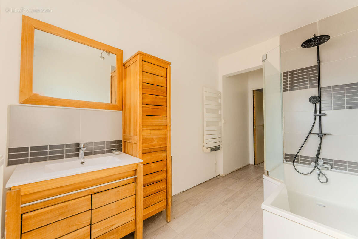 Maison individuelle idealment situee ! - photo 8