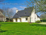 Maison à PLELAN-LE-PETIT