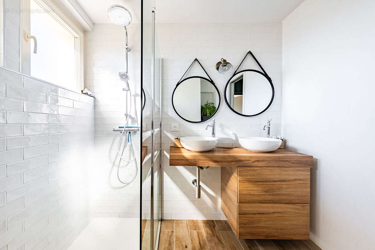 Maison à BELLENEUVE