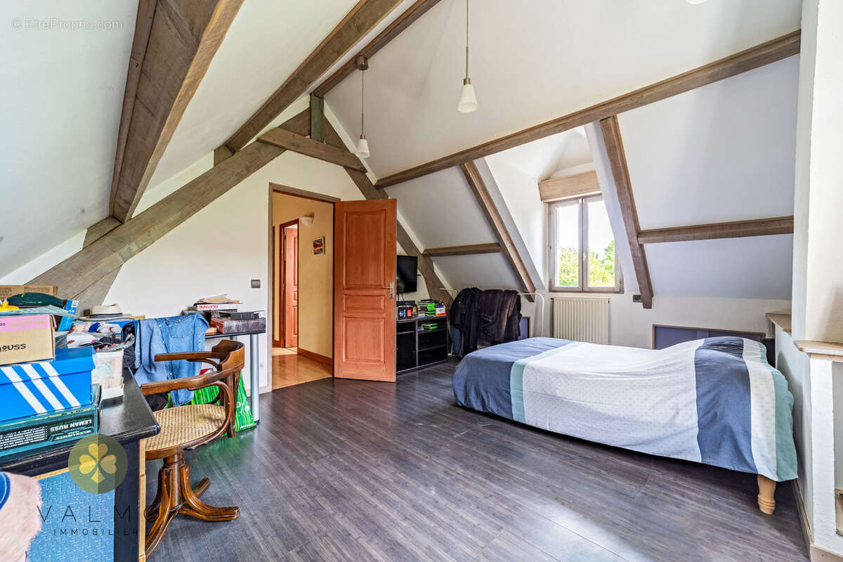 Maison à THOIRY