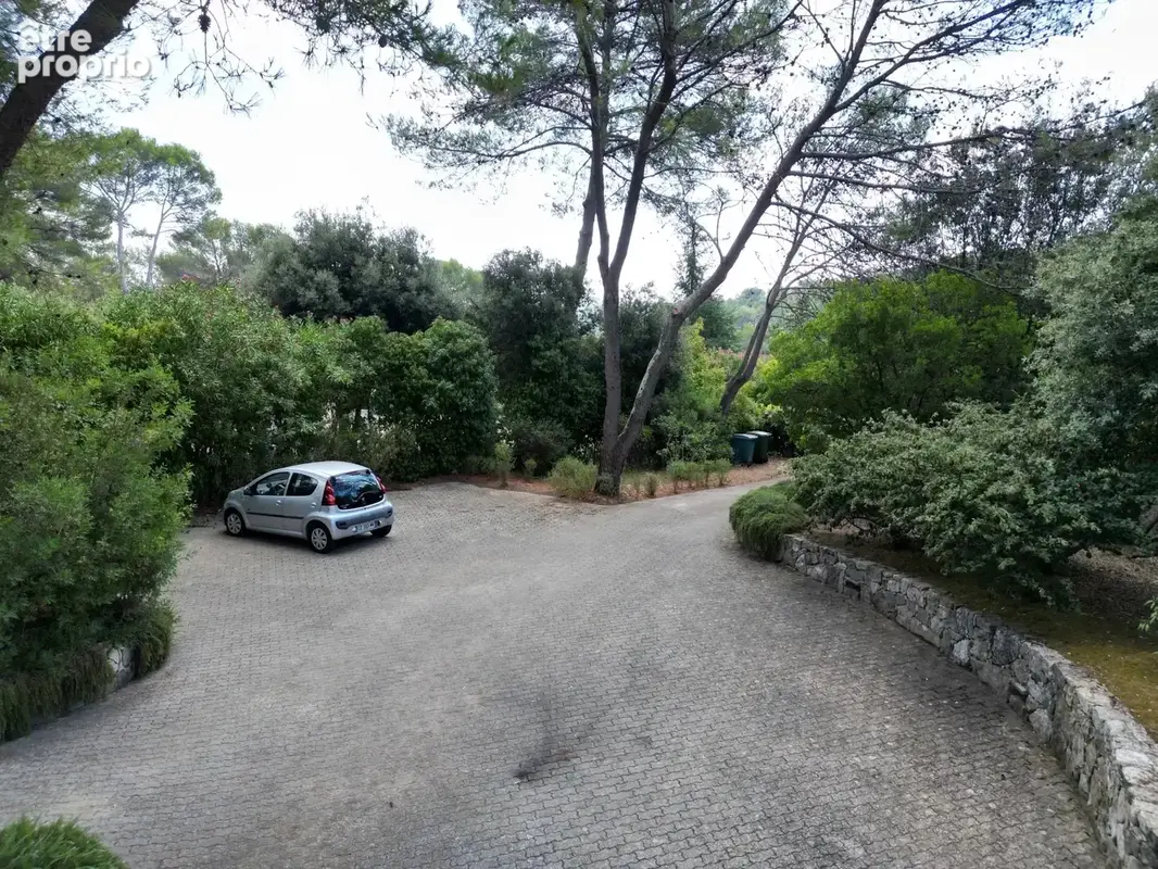 Belle villa avec piscine à Valbonne, 5 chambres - photo 5
