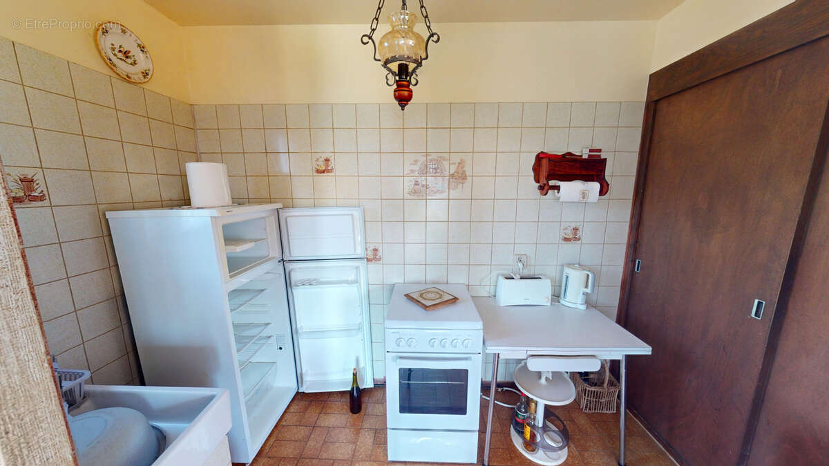 Maison à CRAPONNE-SUR-ARZON