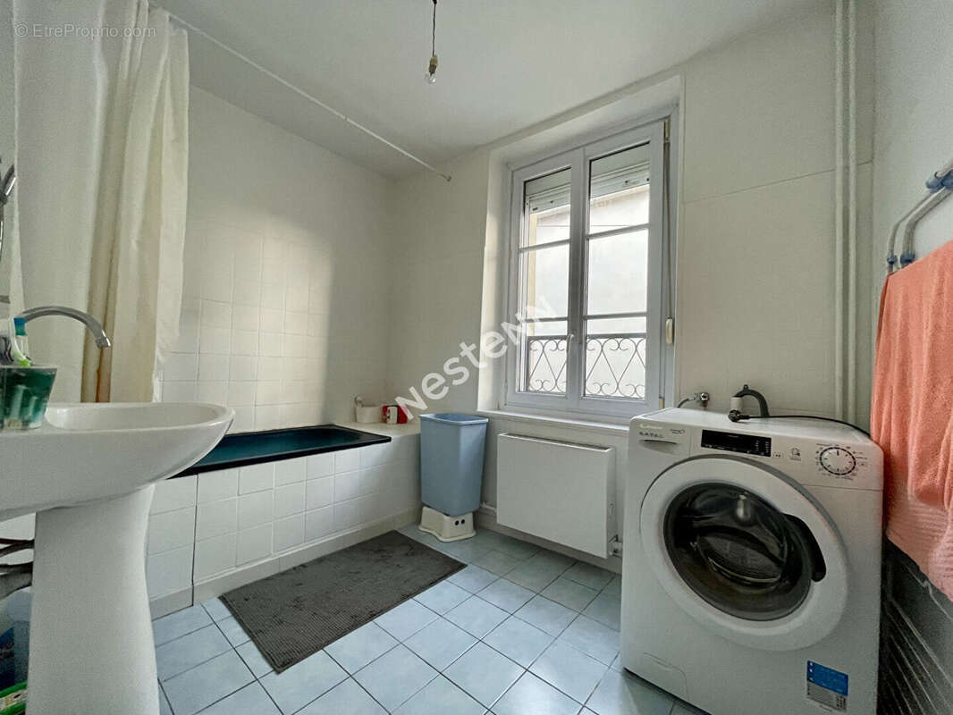 Maison à SAINT-MARTIN-DU-TERTRE