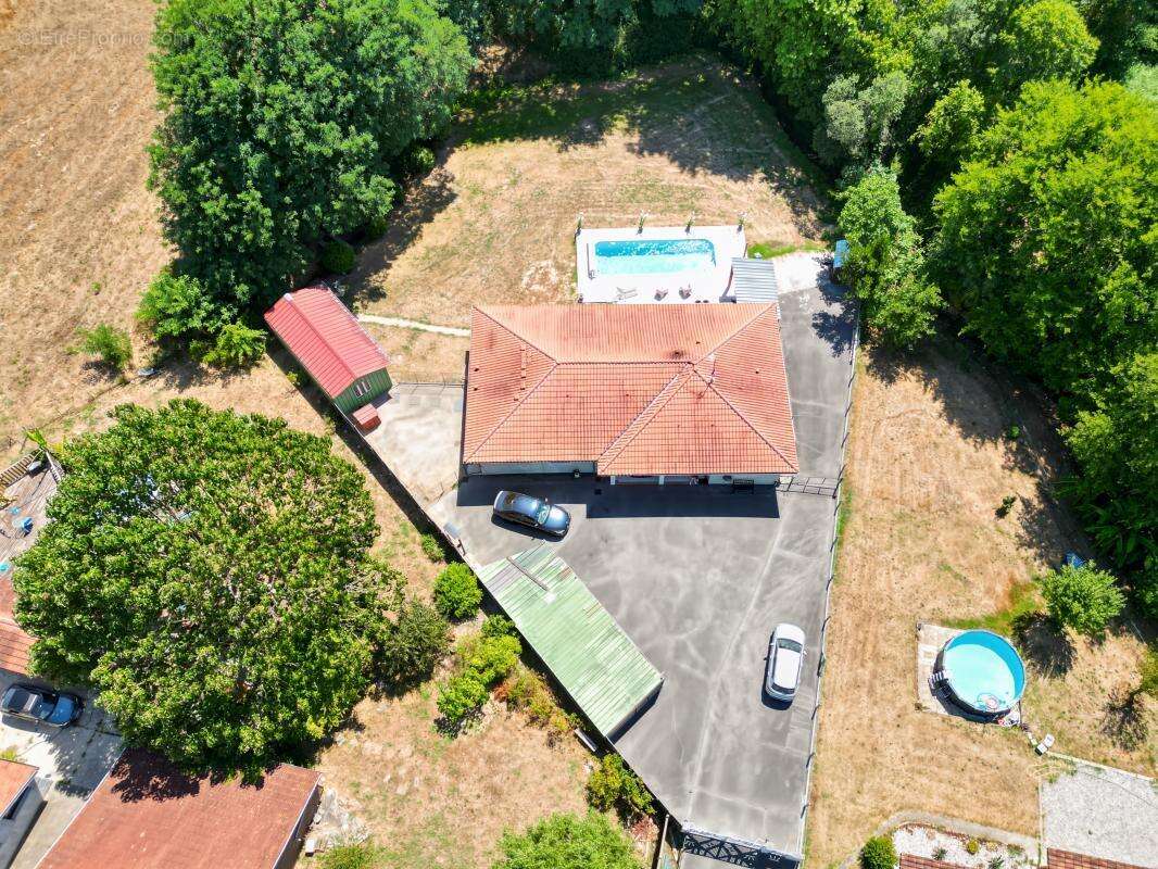 Maison 145 m² à Riviere-Saas-Et-Gourby  - photo 6