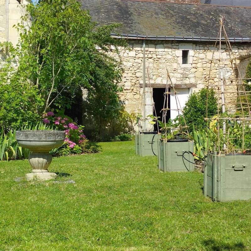Maison à SAINT-EPAIN