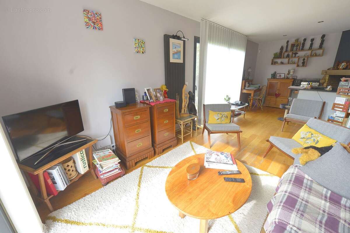 Maison à SAINT-GEORGES-DE-DIDONNE