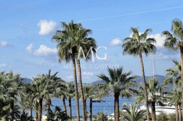 Appartement à CANNES