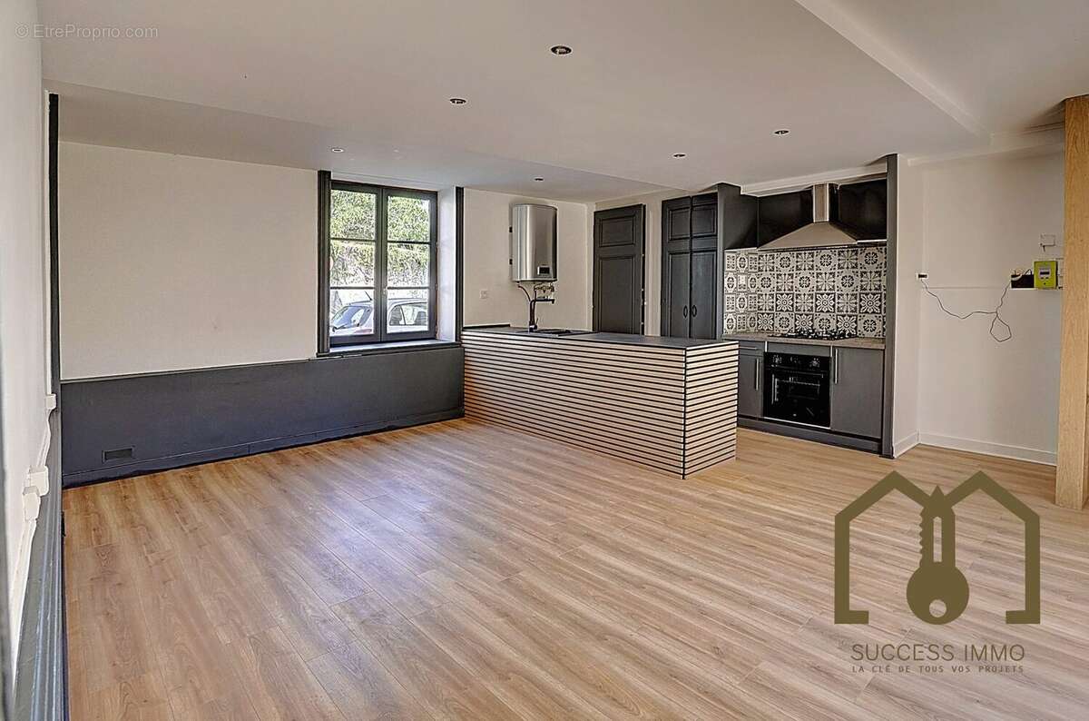 Appartement à VAULX-EN-VELIN