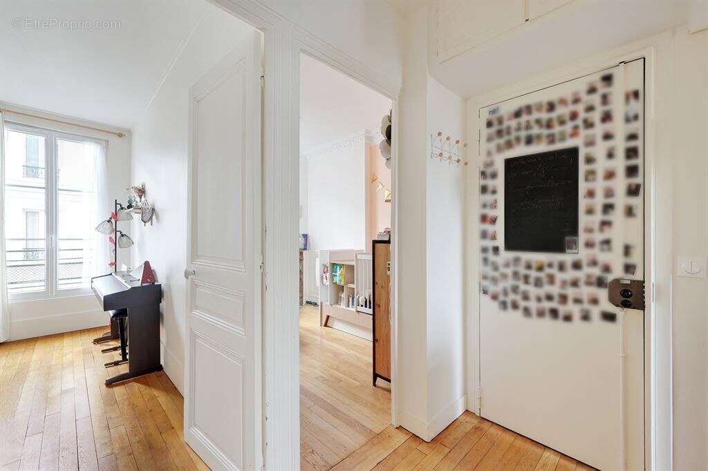 Appartement à PARIS-20E