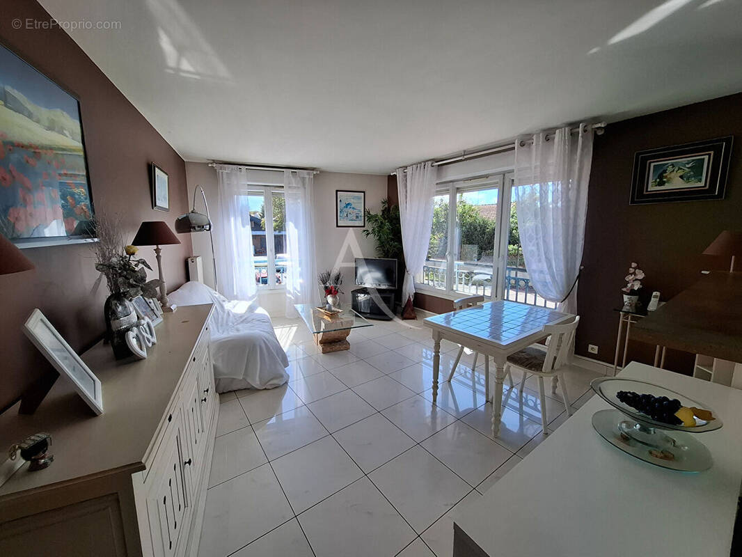 Appartement à LIMEIL-BREVANNES