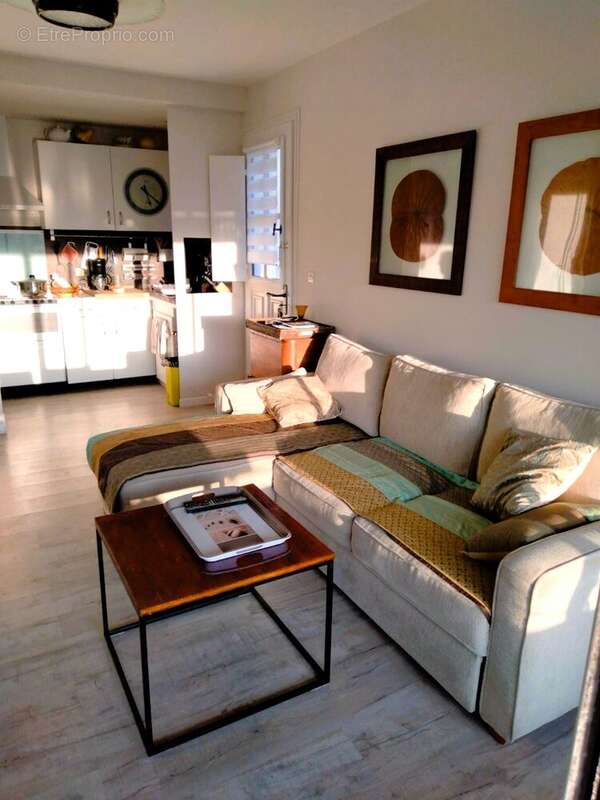 Appartement à LA CROIX-VALMER