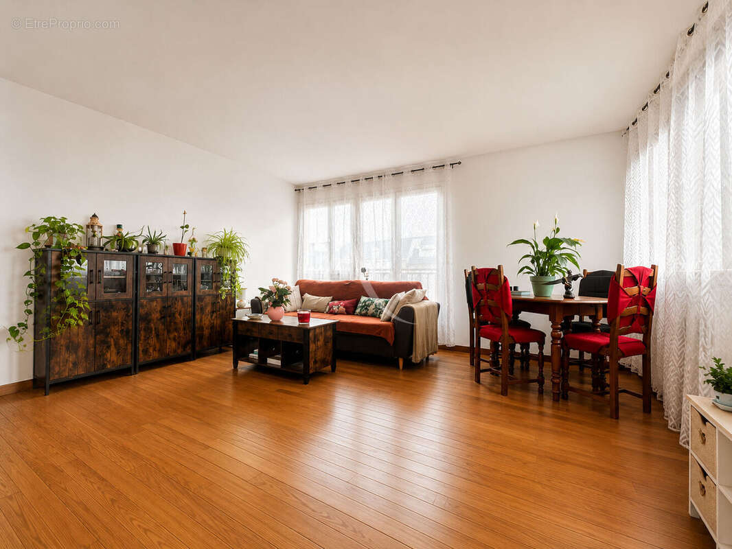 Appartement à OZOIR-LA-FERRIERE