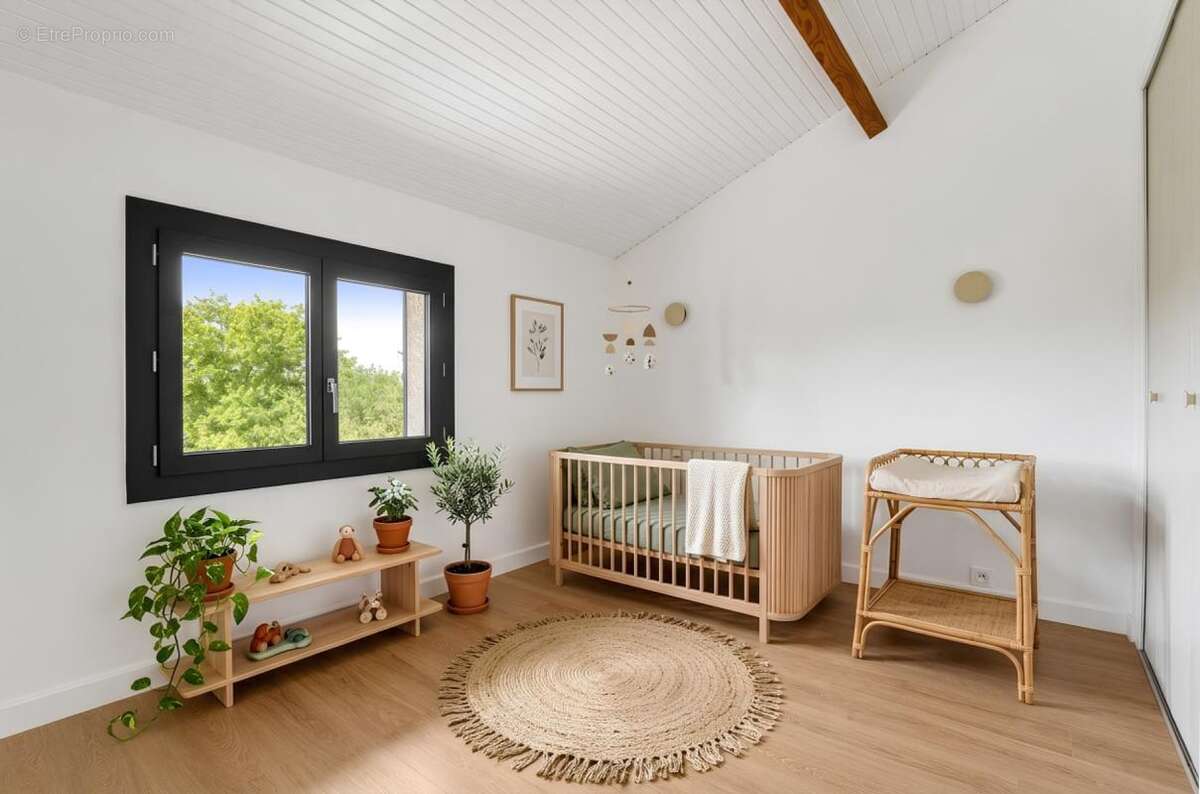Maison 160 m² à Plaisance-Du-Touch  - photo 17