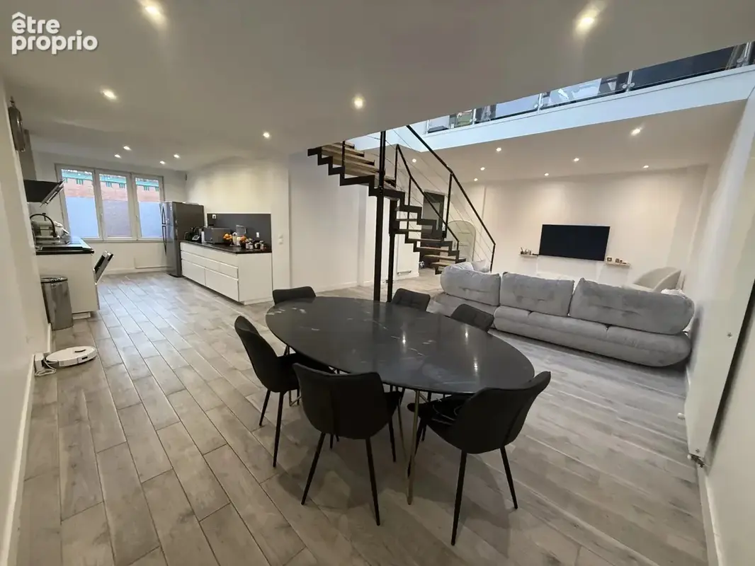 Maison style loft de 145 m2 avec garage plus extérieur sans copropriété - photo 2