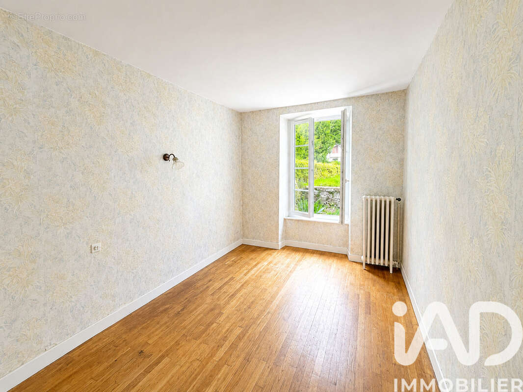 Photo 9 - Appartement à BORT-LES-ORGUES