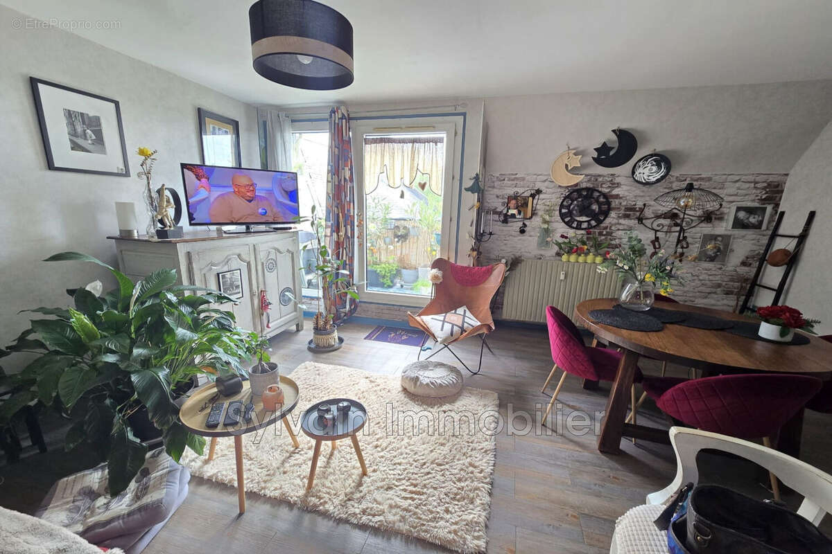Appartement à SONGEONS