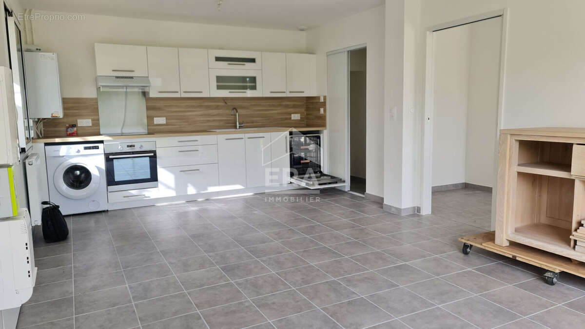 Appartement à BUCHY