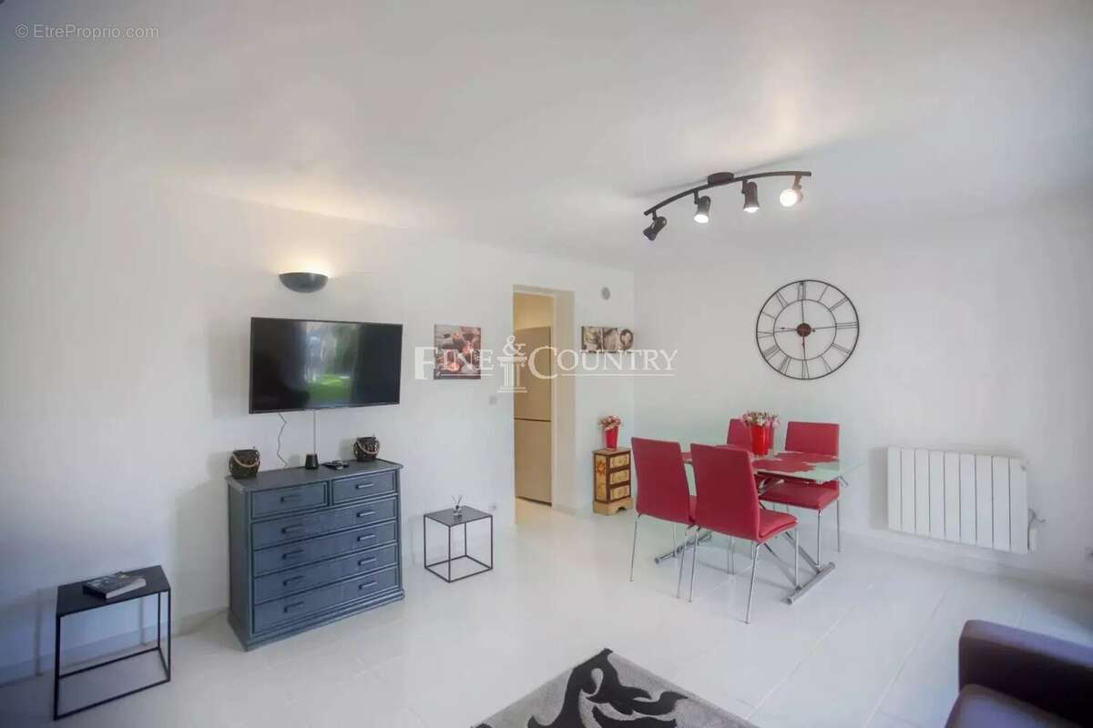 Maison à MANDELIEU-LA-NAPOULE